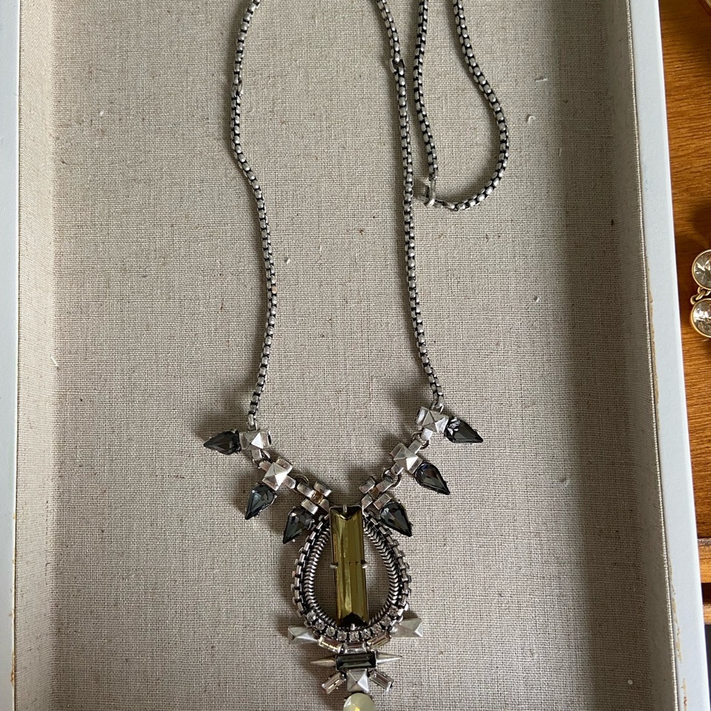 Stella & Dot Eclipse Statement Necklace